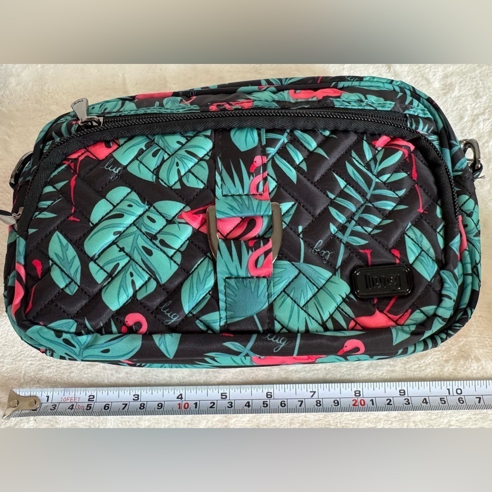 NEW Lug Black & Green Tropical Print Quilted Crossbody Belt Bag - Picture 8 of 8